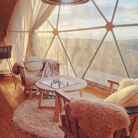 Boreas Ecoluxury Glamping 埃尔卡拉法特 外观 照片