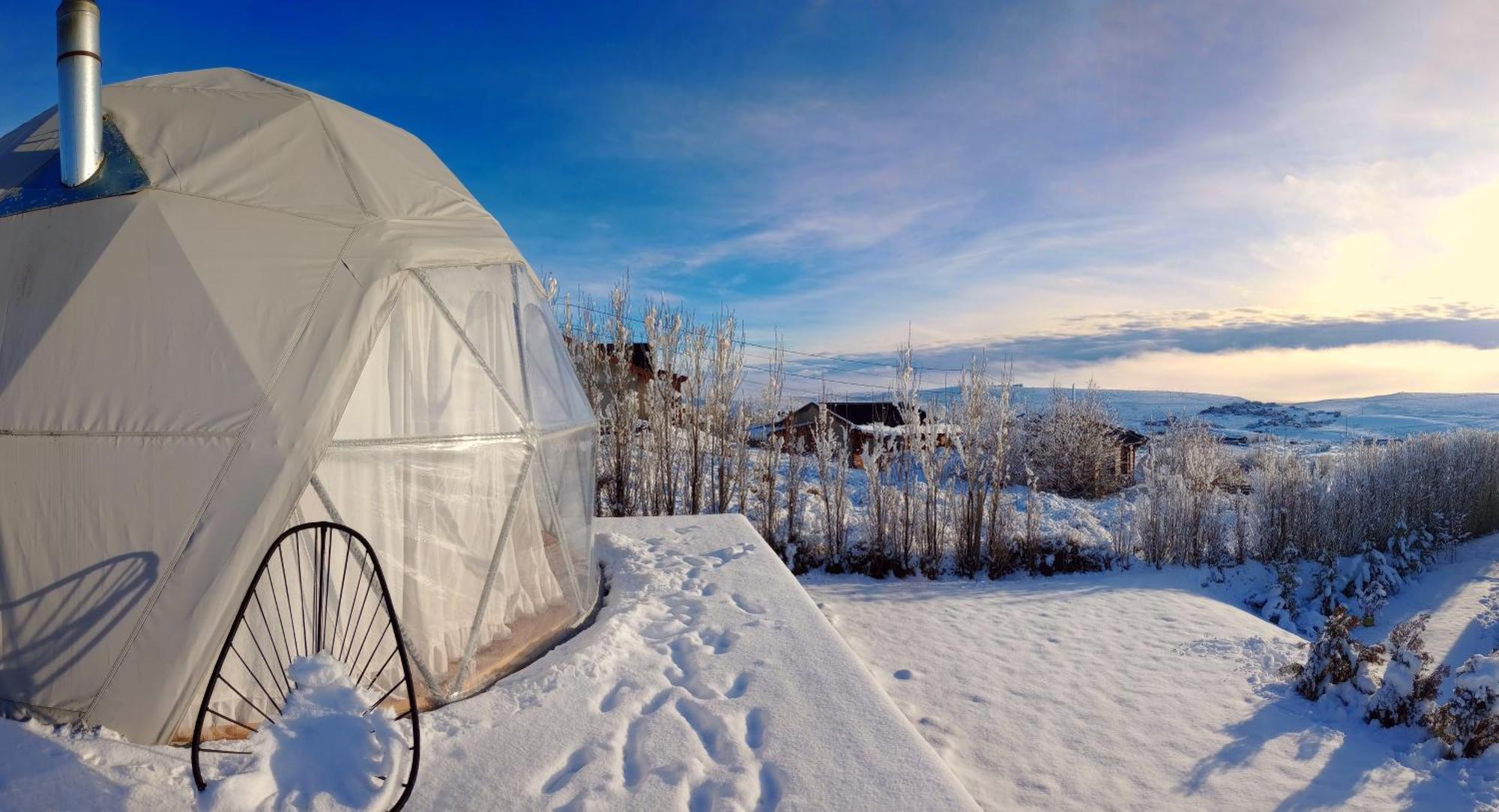 Boreas Ecoluxury Glamping 埃尔卡拉法特 外观 照片
